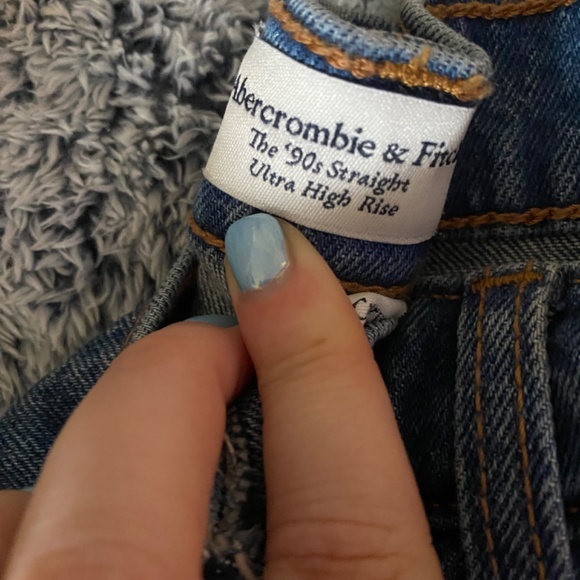 Abercrombie and Fitch jeans - Picture 3 of 3